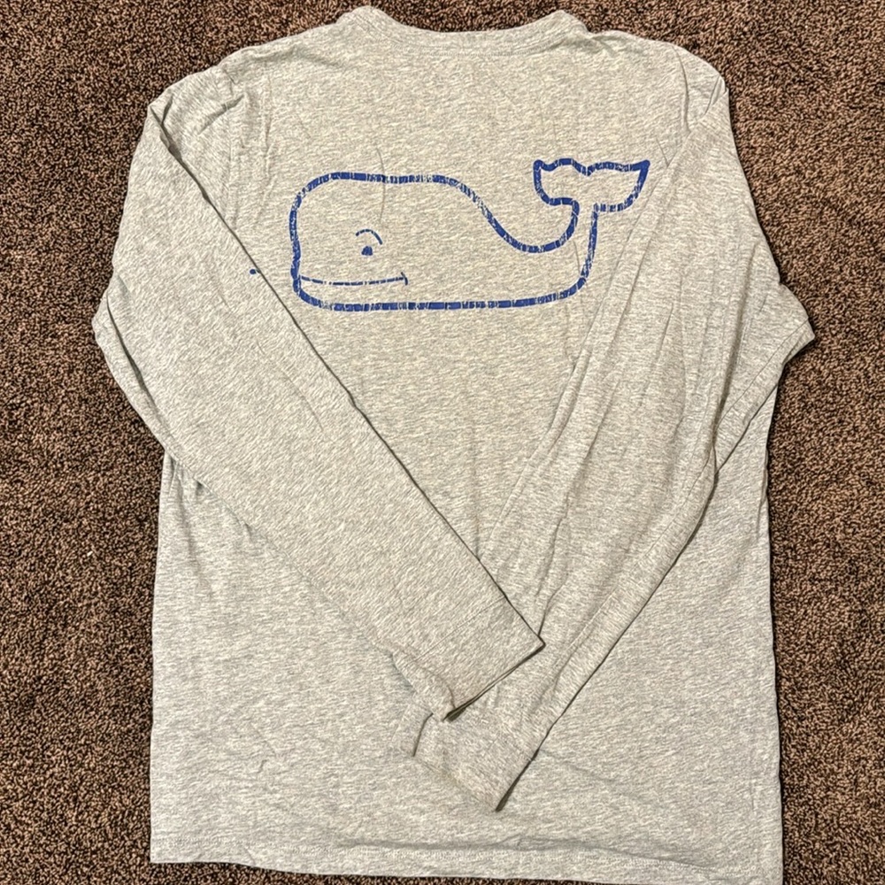 bundle of vineyard vines/champion shirts!